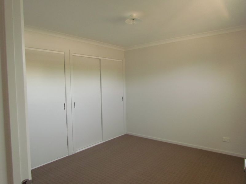 2/8 Eurella Cres, Rowville VIC 3178