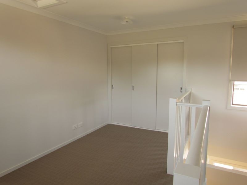 2/8 Eurella Cres, Rowville VIC 3178