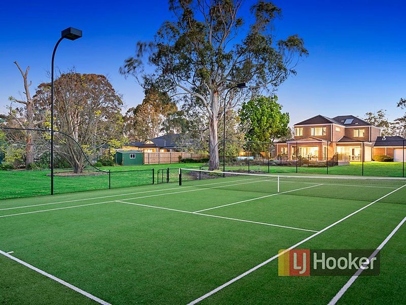 9 McKay Road, Rowville VIC 3178