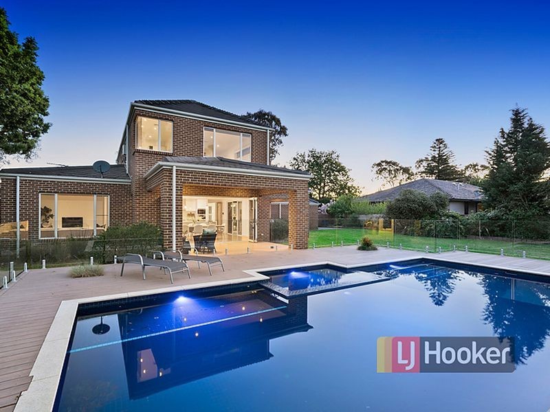 9 McKay Road, Rowville VIC 3178