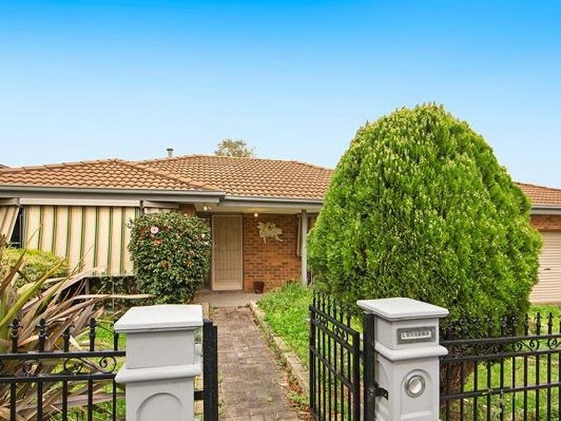 1 Kendall Dr, Narre Warren VIC 3805