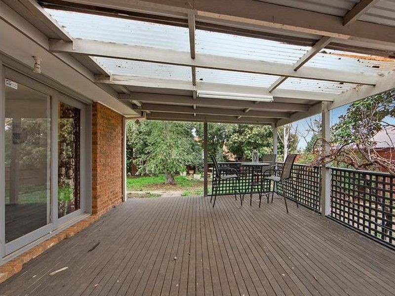 1 Kendall Dr, Narre Warren VIC 3805