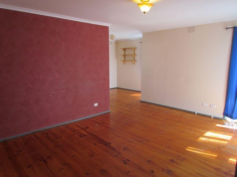 30 Stamford Cresent, Rowville VIC 3178