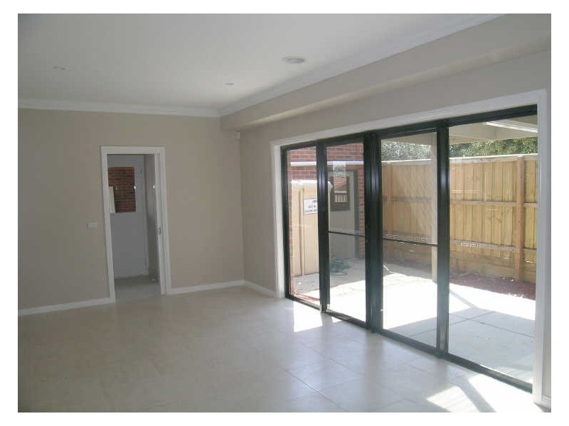 1/2a Clauscen Drive, Rowville VIC 3178