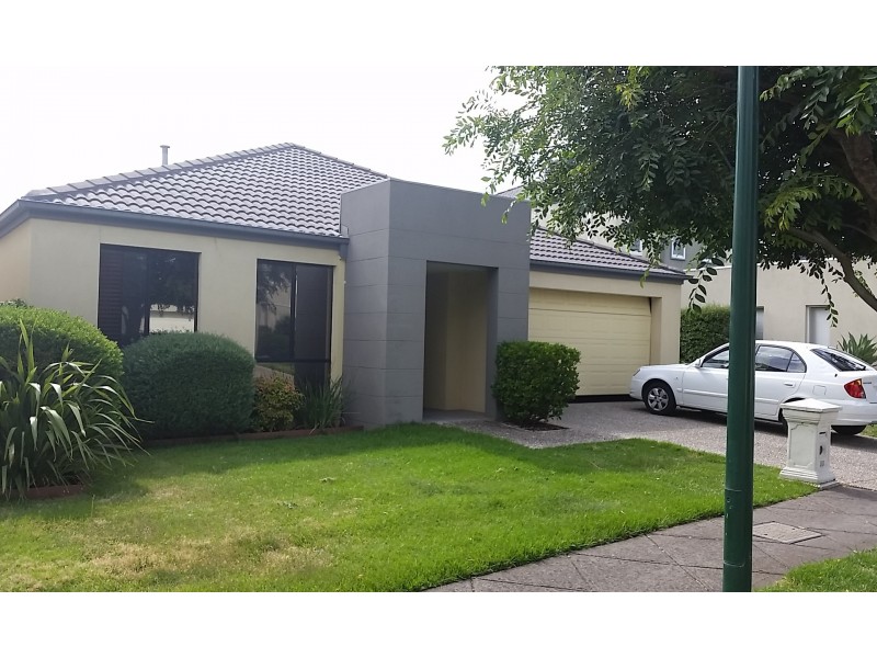 98 Sovereign Manors, Rowville VIC 3178