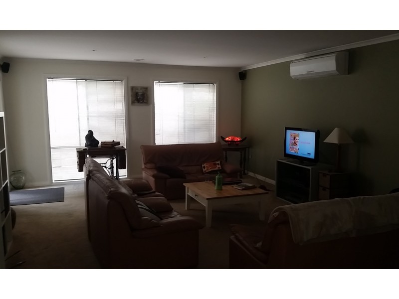 98 Sovereign Manors, Rowville VIC 3178