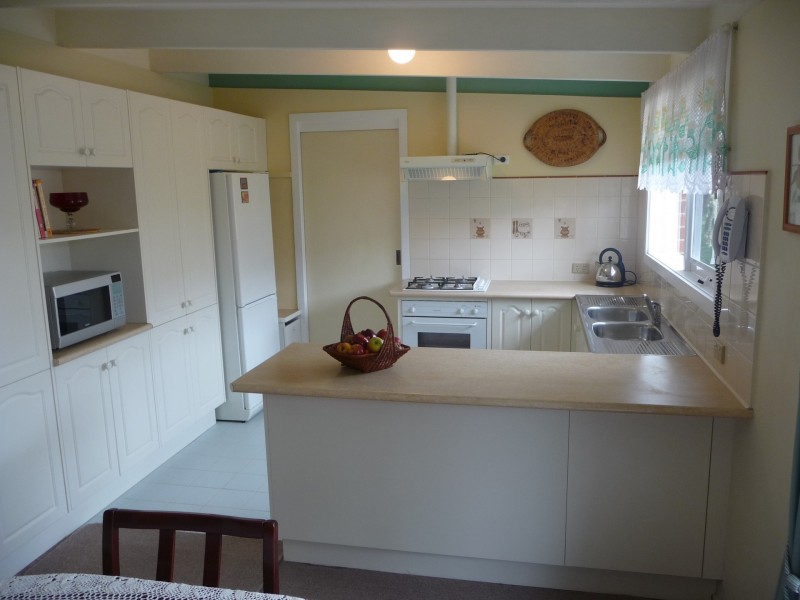 271 Dandelion Dr, Rowville VIC 3178