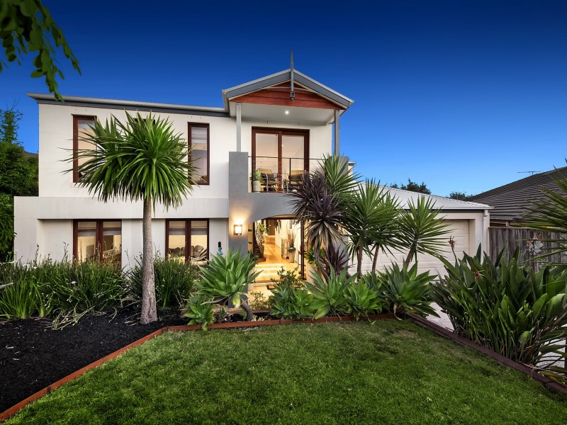 2 Parkside Circuit, Scoresby VIC 3179