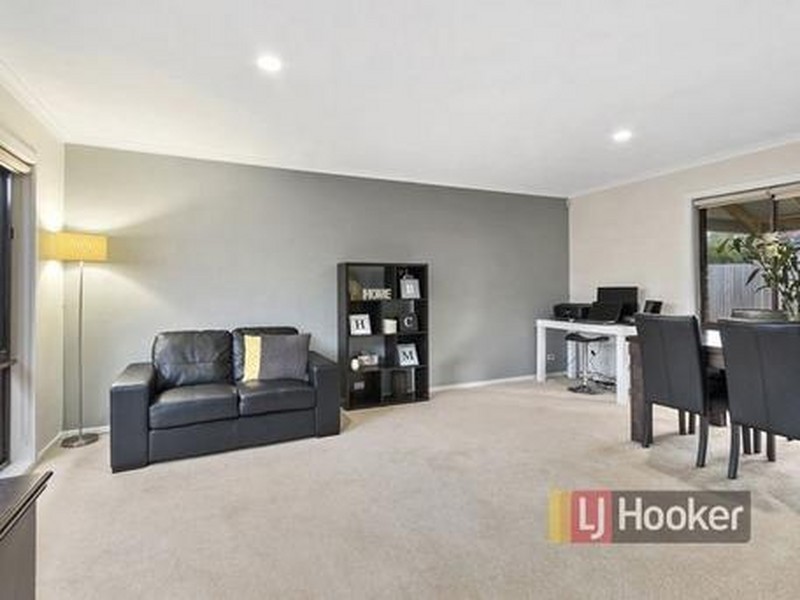 38 Eildon Parade, Rowville VIC 3178