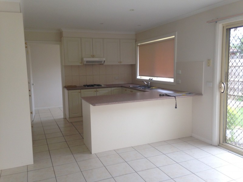 1/5 Kate Place, Ferntree Gully VIC 3156