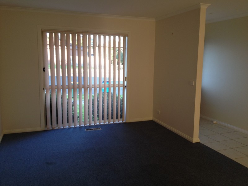 1/5 Kate Place, Ferntree Gully VIC 3156