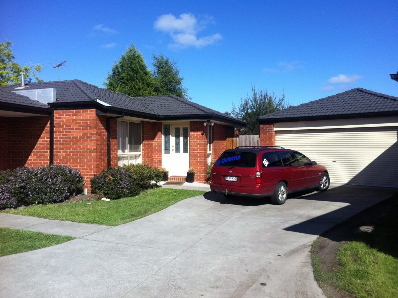 2/5 Kate Place, Ferntree Gully VIC 3156