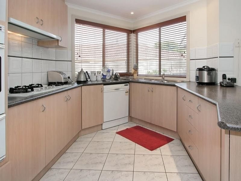 61 Clauscen Drive, Rowville VIC 3178