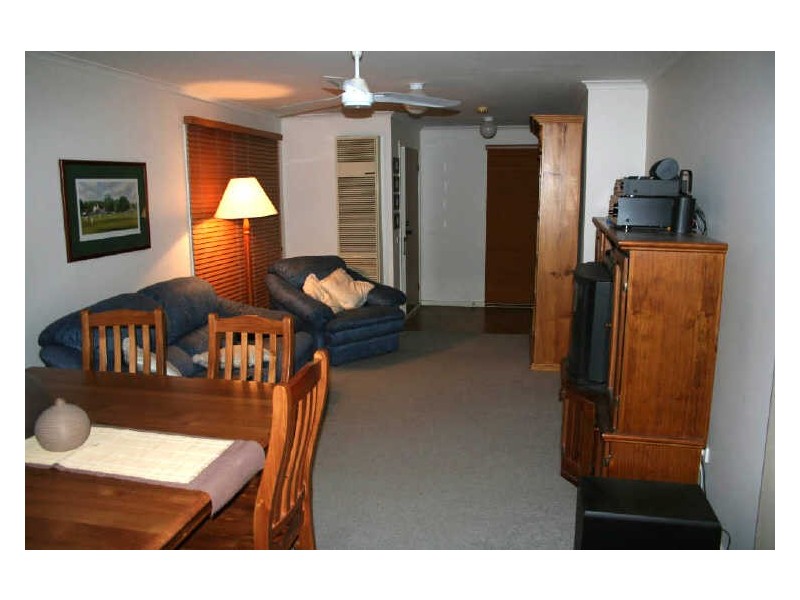 286 Dandelion Drive, Rowville VIC 3178