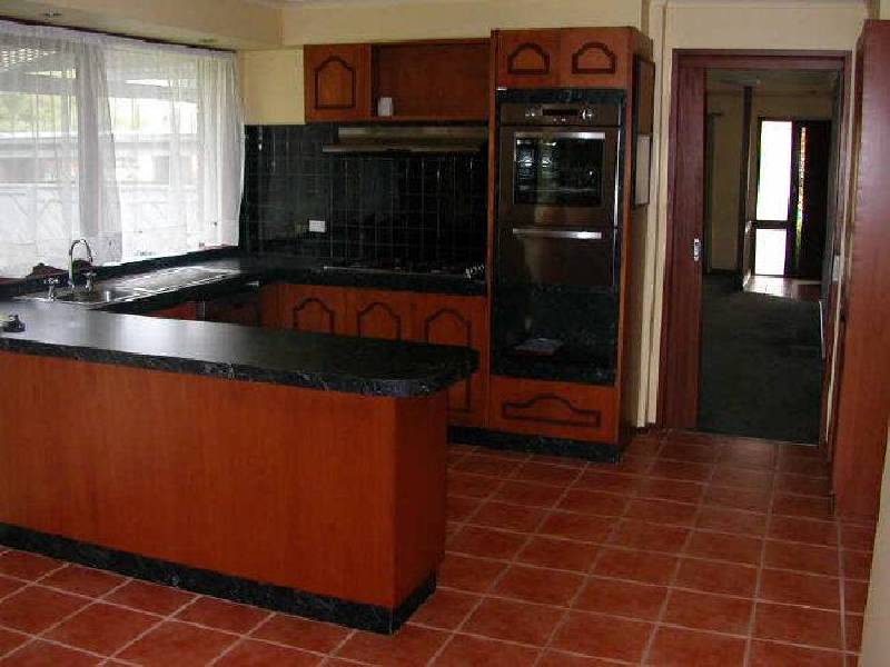 5 Poplar Close, Rowville VIC 3178