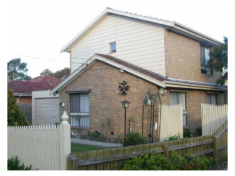 51 Silverton Drive, Ferntree Gully VIC 3156