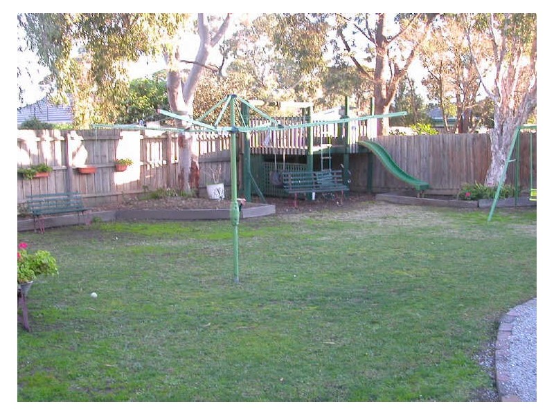 51 Silverton Drive, Ferntree Gully VIC 3156