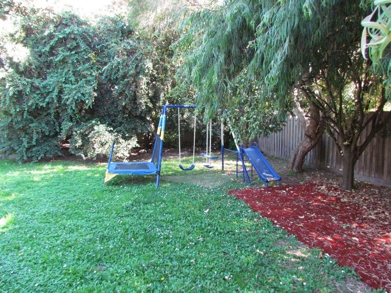 11 Jacob Drive, Rowville VIC 3178