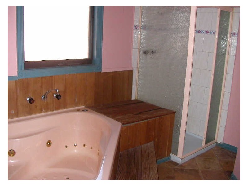 46 Halsbury Drive, Rowville VIC 3178