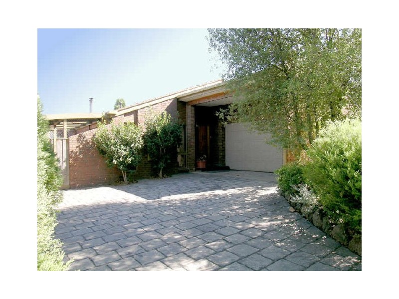 5 Erie Avenue, Rowville VIC 3178