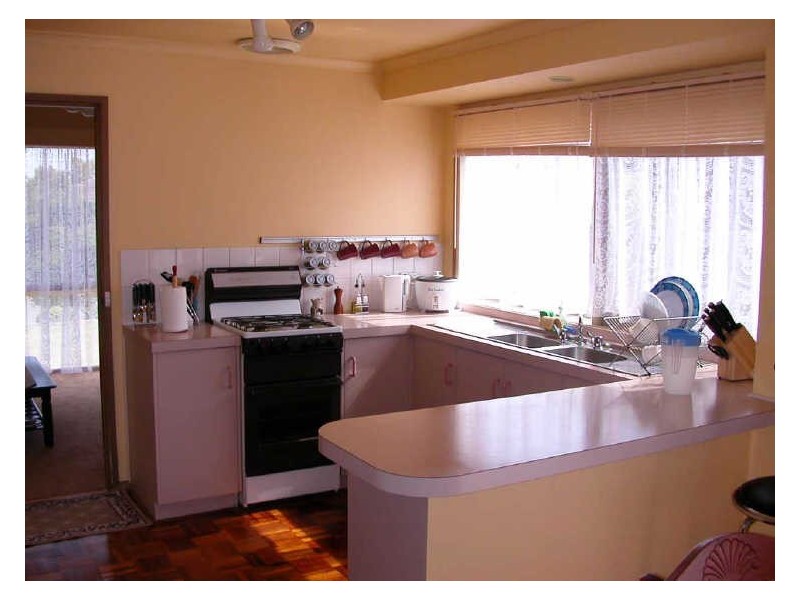 22 Fernlea Avenue, Rowville VIC 3178