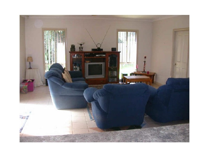 25 Liviana Drive, Rowville VIC 3178