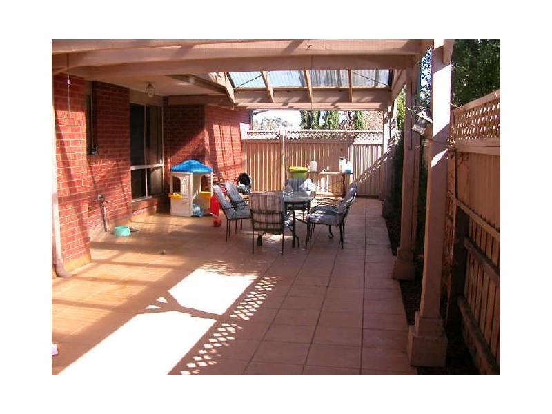 25 Liviana Drive, Rowville VIC 3178