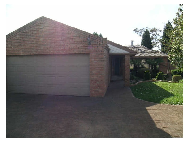 6 Mitta Close, Rowville VIC 3178