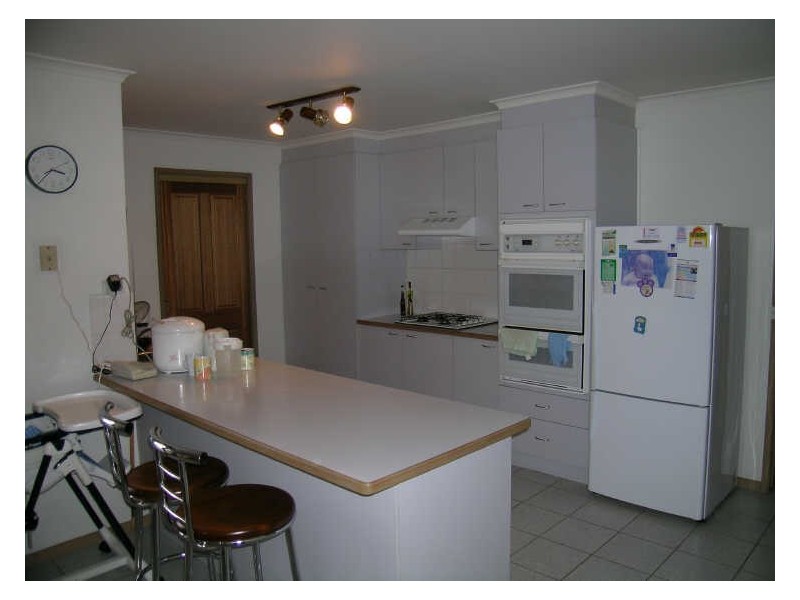 6 Mitta Close, Rowville VIC 3178