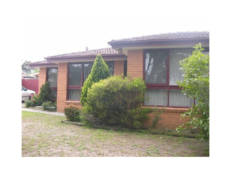 10 Saxonwood Drive, Narre Warren VIC 3805