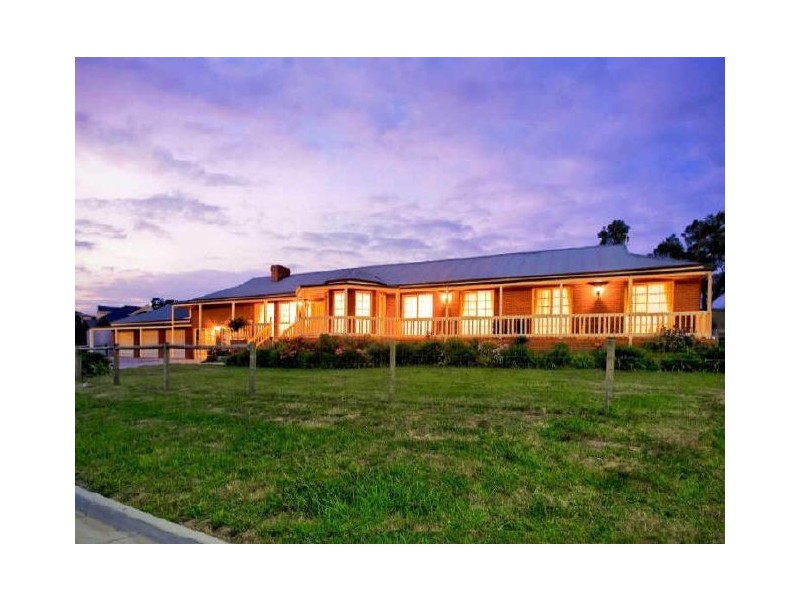 125 Grange Drive, Lysterfield VIC 3156
