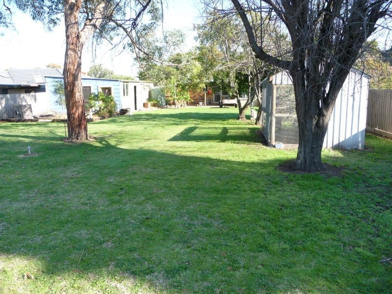 72 David Street North, Knoxfield VIC 3180