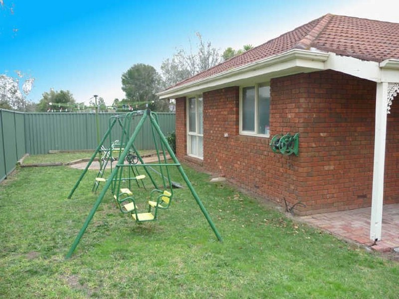 43 Willow Avenue, Rowville VIC 3178