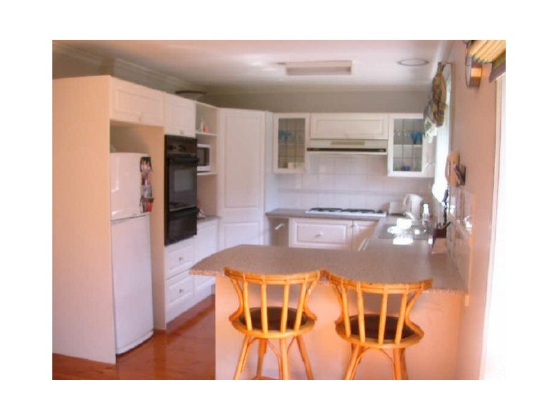 4 Erskine Drive, Rowville VIC 3178