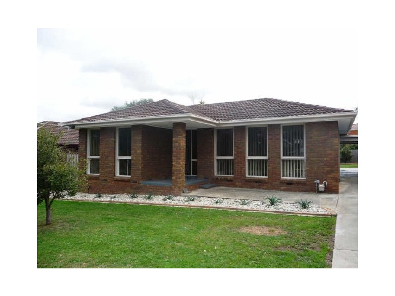 40 Lakeview Avenue, Rowville VIC 3178