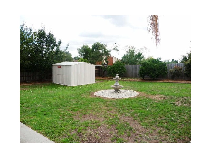 40 Lakeview Avenue, Rowville VIC 3178