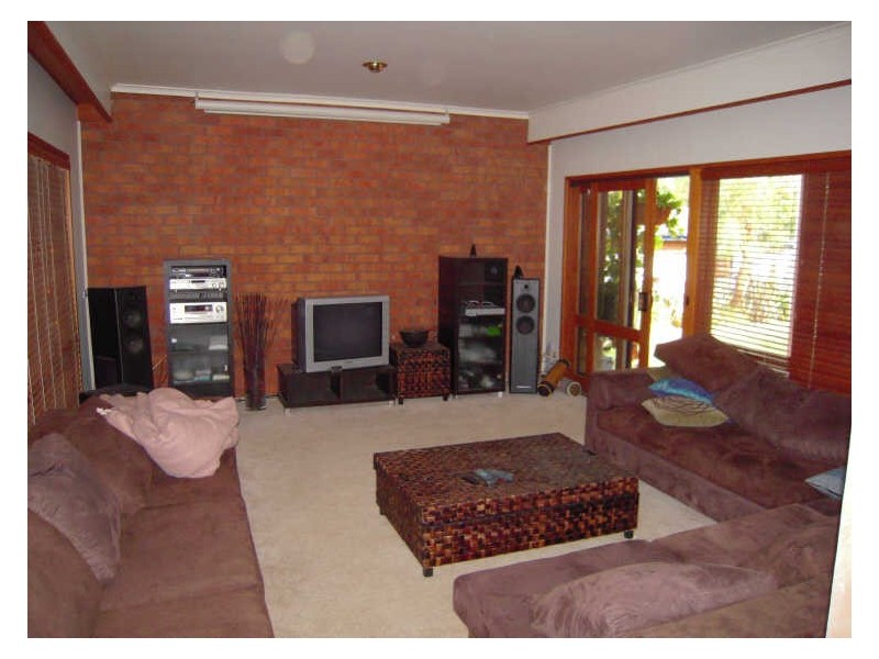 37 Whalley Drive, Wheelers Hill VIC 3150