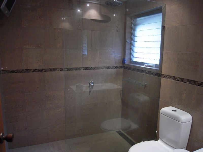 37 Whalley Drive, Wheelers Hill VIC 3150