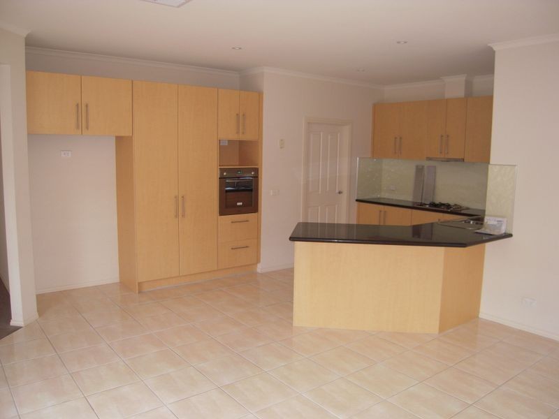 12/12 Virgilia Court, Rowville VIC 3178