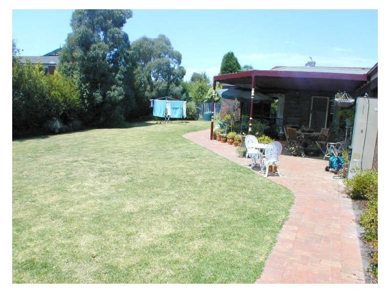 4 Miramah Close, Rowville VIC 3178