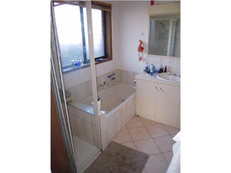 61 Balladonia Road, Rowville VIC 3178