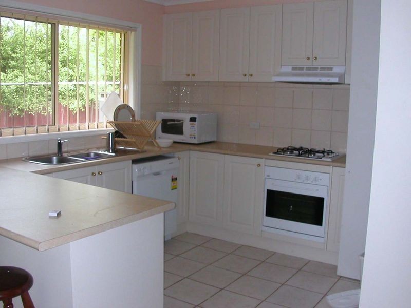 2/74 Murray Crescent, Rowville VIC 3178