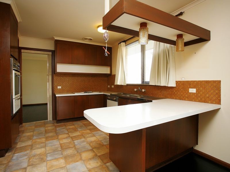 47 Cambridge Drive, Glen Waverley VIC 3150