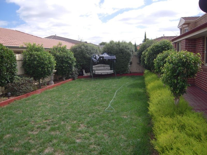 41 Fairway Drive, Rowville VIC 3178