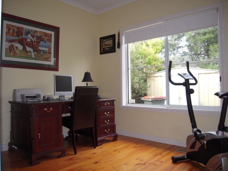 437 Dandelion Drive, Rowville VIC 3178