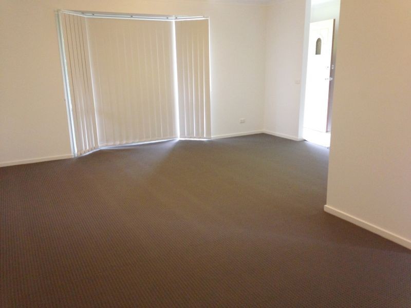 49 Lakeview Avenue, Rowville VIC 3178