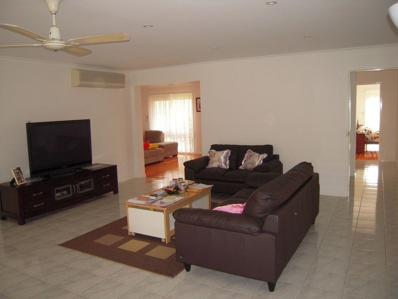 10 Lonsdale Avenue, Rowville VIC 3178