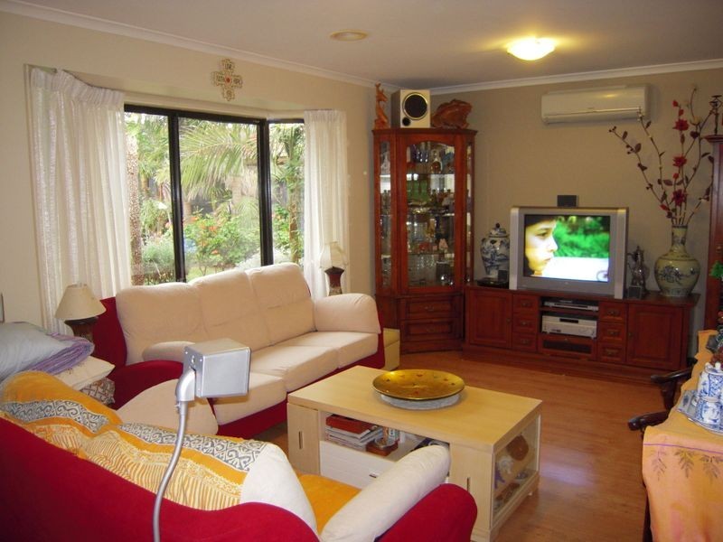 4 Diamond Close, Ferntree Gully VIC 3156