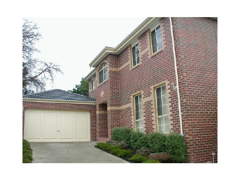 2/5 Oaktree Rise, Lysterfield VIC 3156