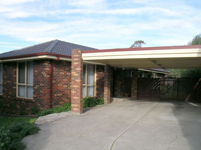 52 Bexsarm Crescent, Rowville VIC 3178